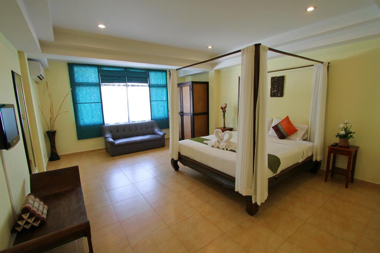 Karon Pool Hotel Luaran gambar