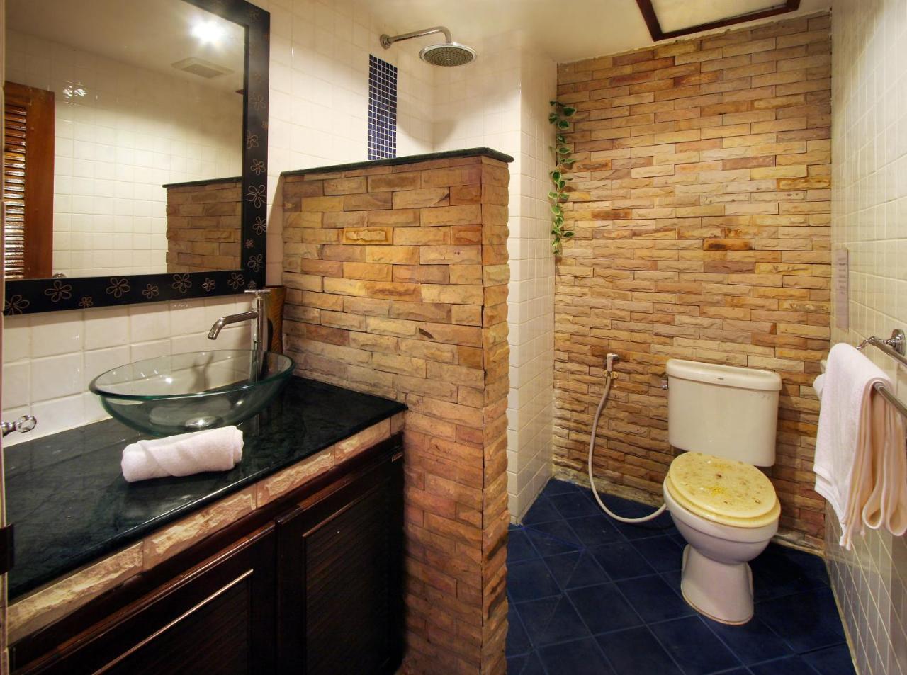 Karon Pool Hotel Luaran gambar