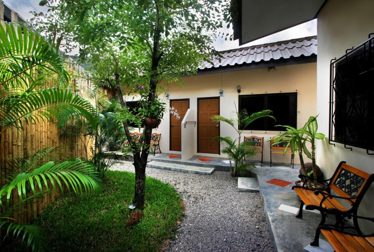 Karon Pool Hotel Luaran gambar