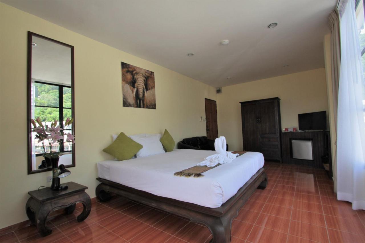 Karon Pool Hotel Luaran gambar